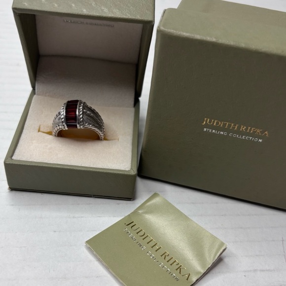 JUDITH RIPKA Sterling Silver Garnett Stone Ring Size 7 - Picture 1 of 7